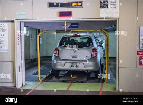 サンポート高松 駐車場 安い - なぜ駐車場の価格は都市の心拍数を反映するのか？